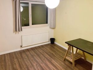 Photo 4- click for photo gallery